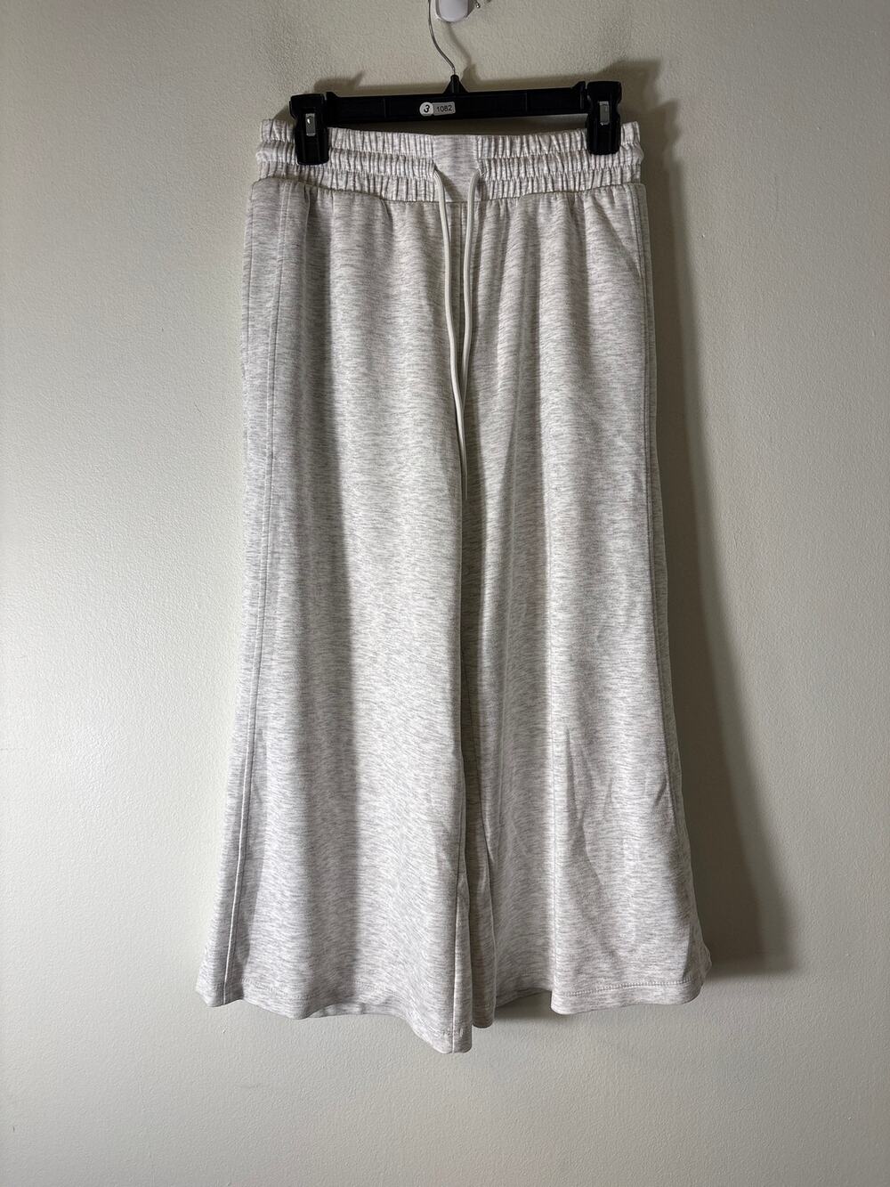 Danskin Light Gray Wide Leg Sweat Pants Sz M
